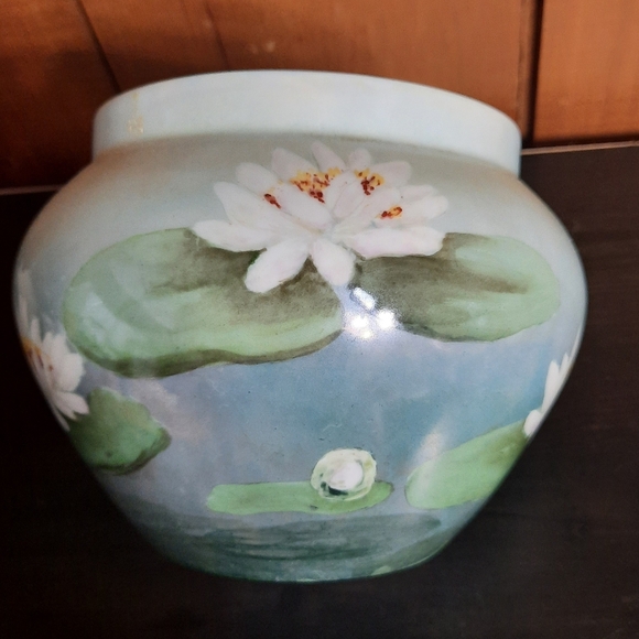 Vintage Limoges France T&V Tressemann & Vogt Handpainted Signed Planter - Picture 9 of 16